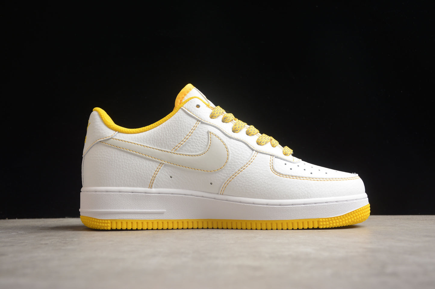 AIR FORCE 1  WHITE YELLOW