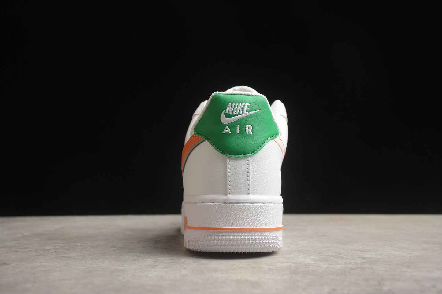 AIR FORCE 1 ORANGE HAWKINGS