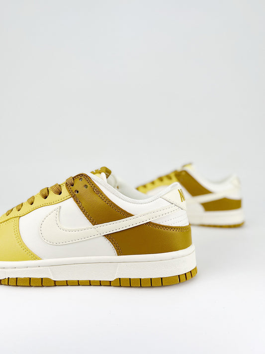 NIKE DUNK LOW BRONZINE