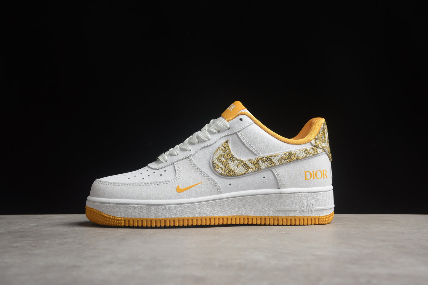 AIR FORCE 1 YELLOW DIOR